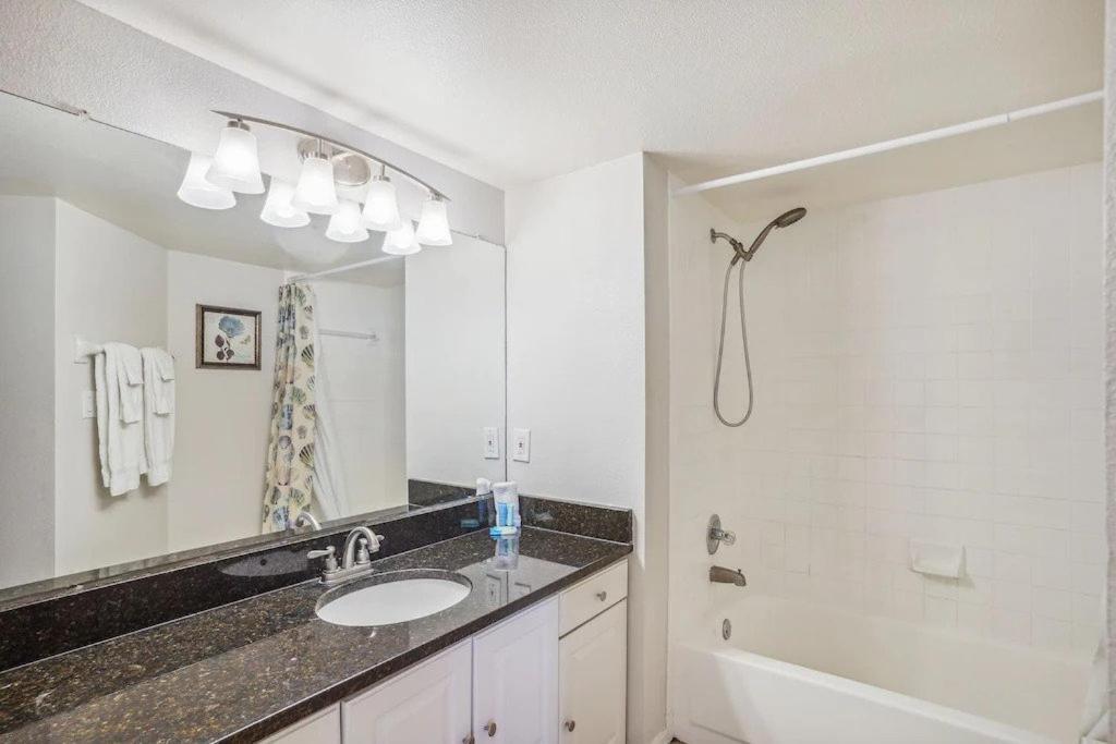 Three-Bedroom Townhouse,1398518411:JPEG