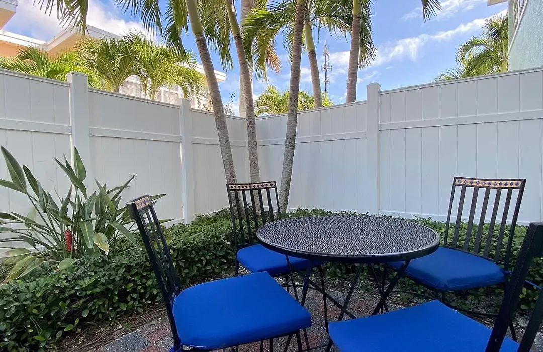 Barefoot Beach Resort E102-1