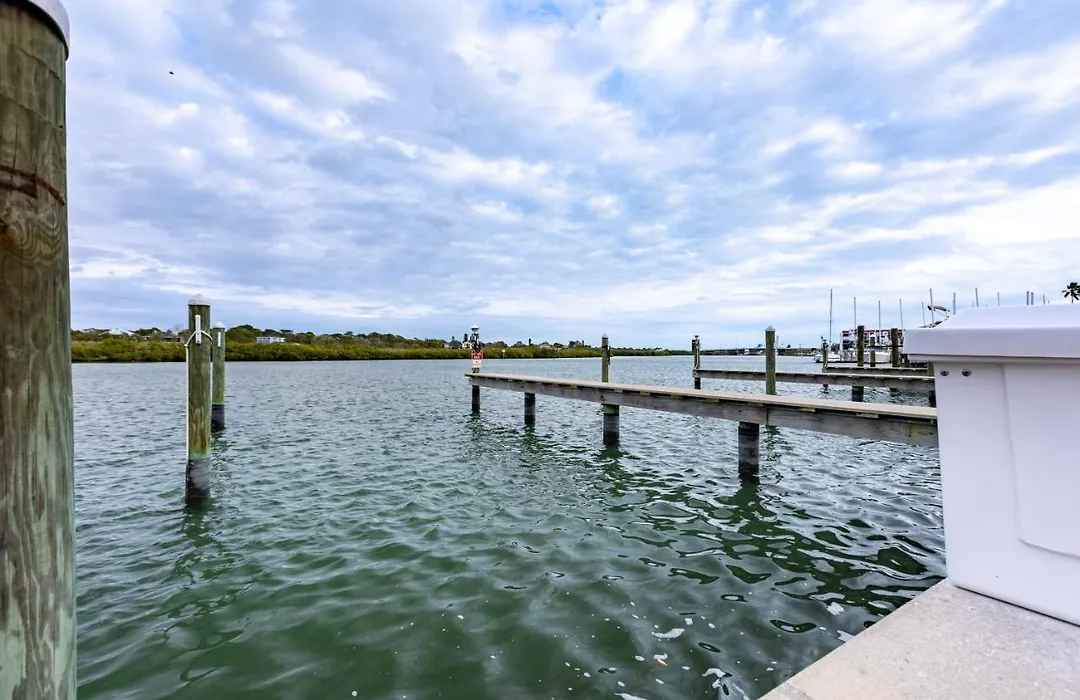 Condo In Paradise -Beach And Intracoastal Waterway-1