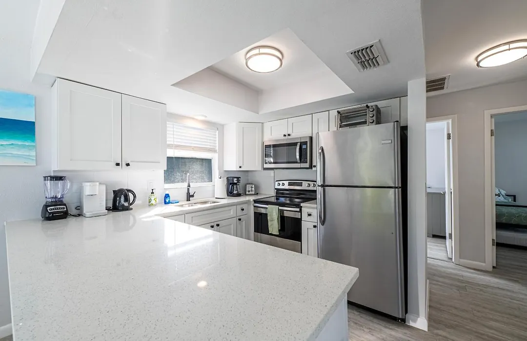 2Bd 2Ba Sandy Beach E 3Mins To Beachpool!-1