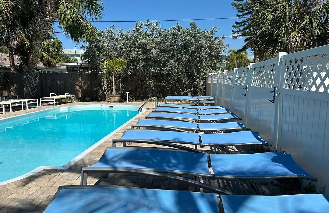 2Bd 2Ba Sandy Beach W 3Mins To Beach Pool!-1