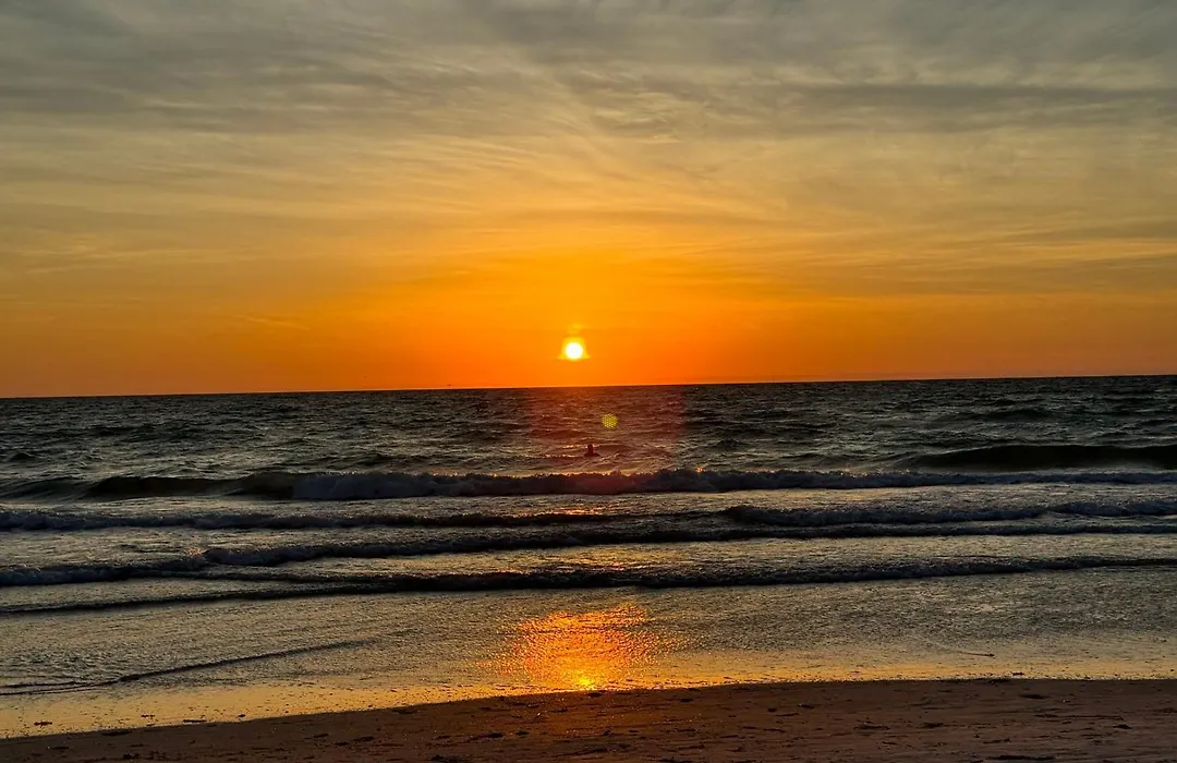 2Bd 2Ba Beachside E 3Min To Beach Pool!-1