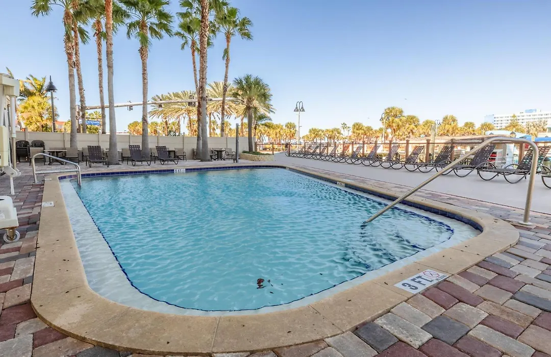 Pier House 60 Clearwater Beach Marina Hotel-1