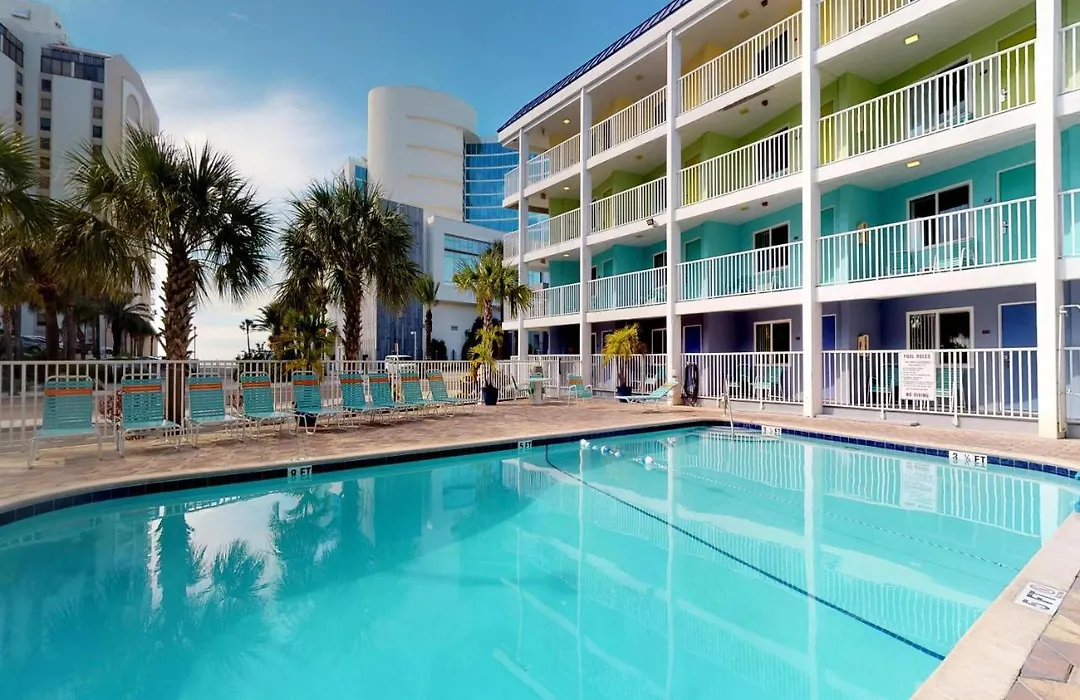 Pelican Pointe-1