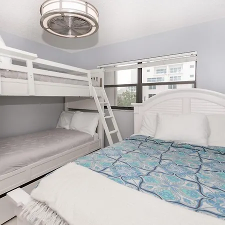 Coastal Condo Amazing Location! 50 Steps To The Beach-3