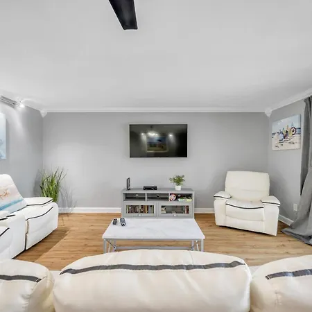 Holiday Villas 2 104-3