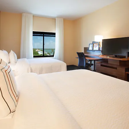 Fairfield Inn & Suites By Marriott Clearwater Beach-2