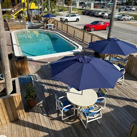 Barefoot Bay Resort Motel-2