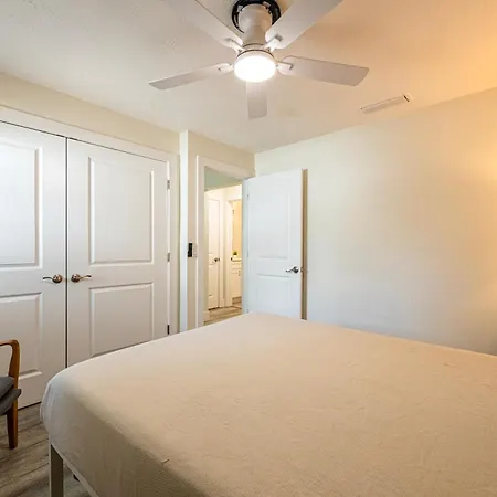 2Bd 1Ba Sunview 2 2Mins To Beachpool!-3