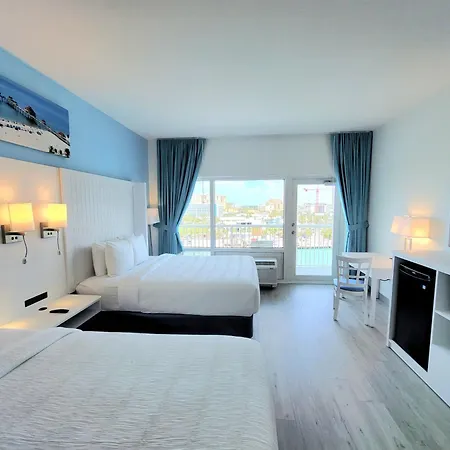 Charthouse Clearwater Beach Marina Hotel-3