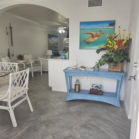 Beach Condo-3