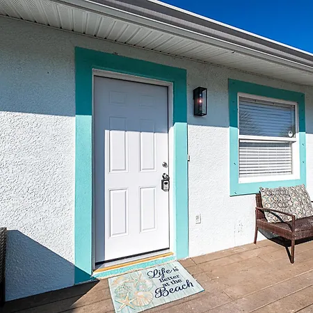 2Bd 2Ba Beachside E 3Min To Beach Pool!-3