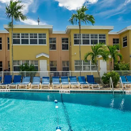 Indian Shores Beach Condo, Sleeps 4, Steps To Sand-3