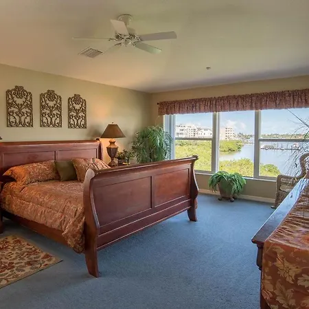Gulf Retreat 2: Magnificent Water Views, Steps To Beach, None Cleaner, None Nicer!-3