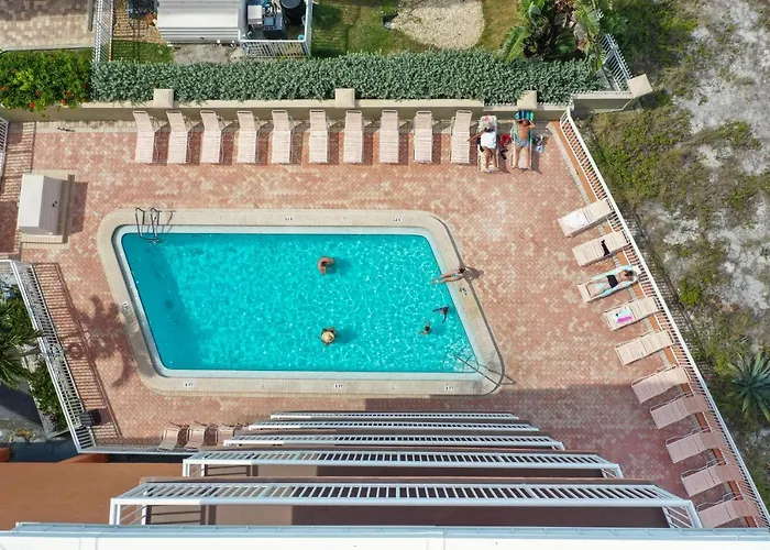 The Chateaux By Travel Resort Services Clearwater Beach