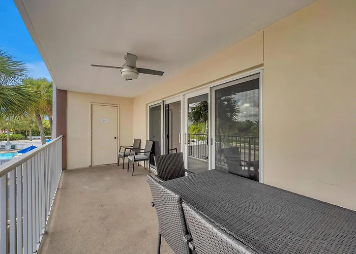 Holiday Villas 2 104 Clearwater Beach
