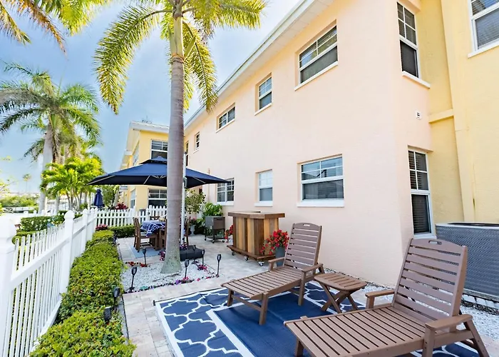 Premier 2Bd Waterfront Condo Barefoot Beach Resort Clearwater Beach
