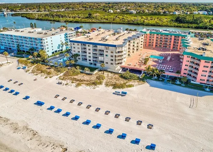 Beach Palms- Unit 102 Clearwater Beach