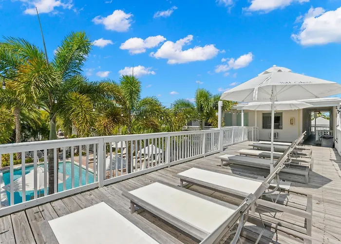 Clearwater Beach HotelsCabana