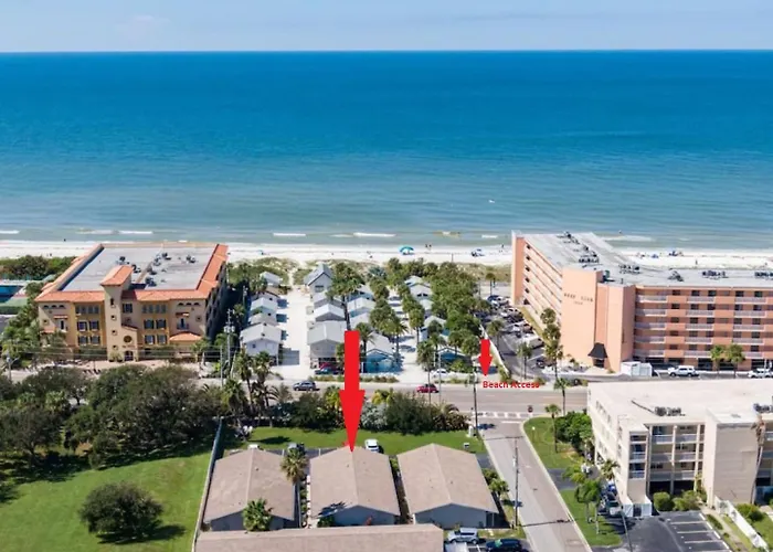 Spanish Villa Suite 54 - Indian Rocks Beach Condo Across The Street To Beach Access, Newly Remodeled & Walkable To Restaurants! Clearwater Beach