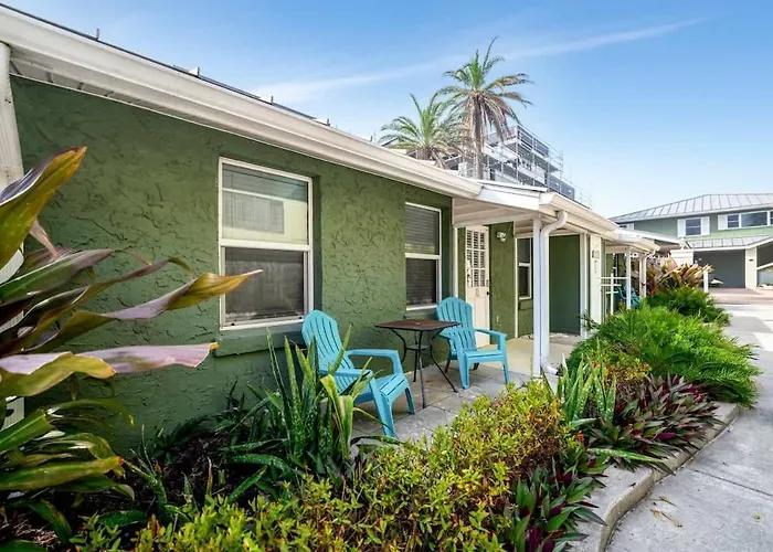 Stones Throw Beachside Bungalow #1 On The Beach Clearwater Beach