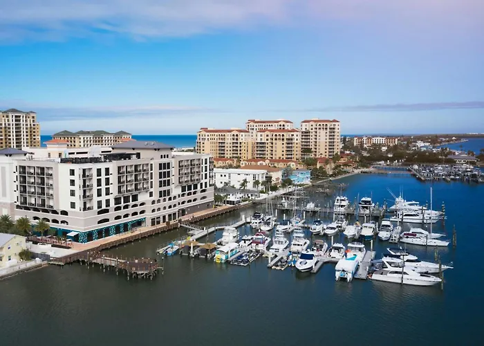 Clearwater Beach HotelsCourtyard By Marriott