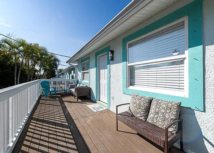 2Bd 2Ba Beachside E 3Min To Beach Pool! Clearwater Beach