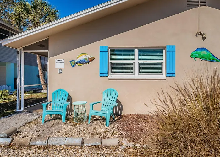 Charming Beach Villa B Clearwater Beach