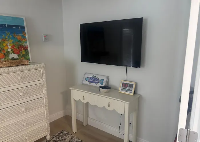 Seaside Retreat Cottages #1 Clearwater Beach