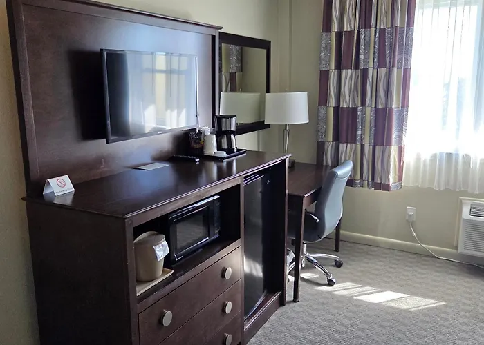 Palm Pavilion Inn Clearwater Beach